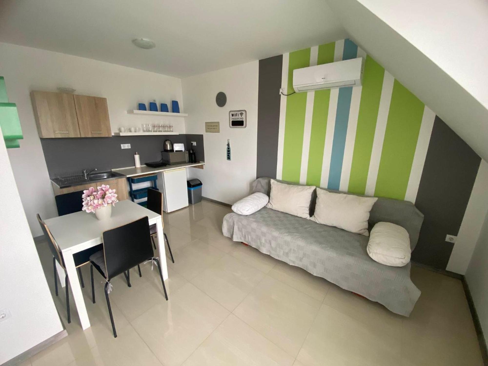 Lexy Family Apartman Hajduszoboszlo Exterior photo